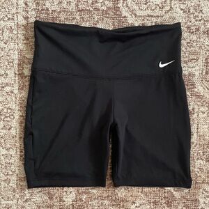 NWOT Nike Athletic Spandex Black Shorts Size Small